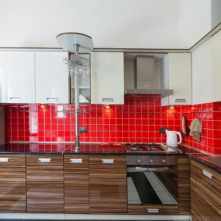 Modern Art-deco Apartment *